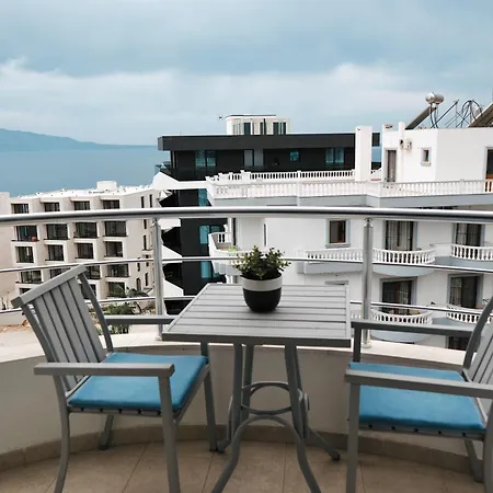 Hotel Blue Sky Sarande Exterior photo