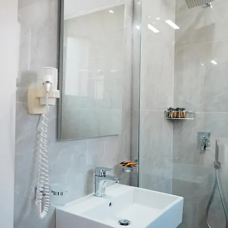 Hotel Blue Sky Sarande Exterior photo