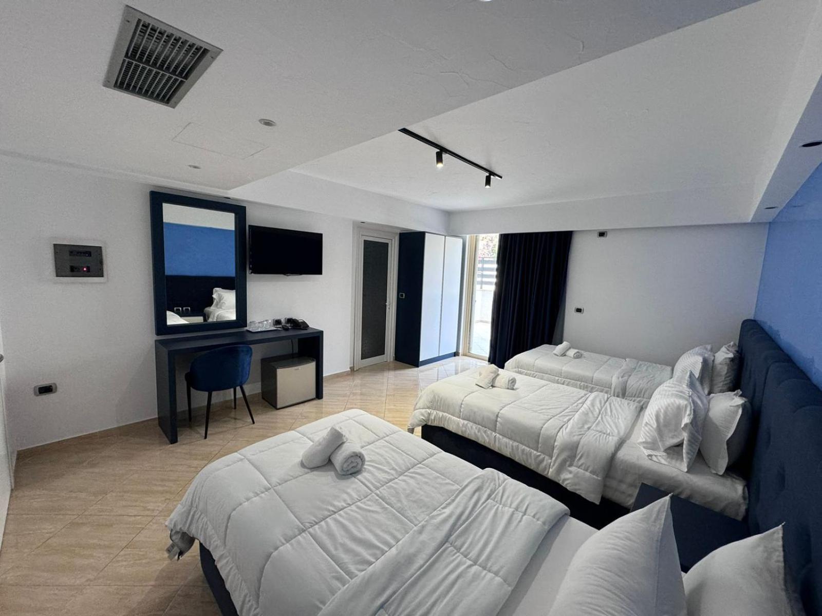 Hotel Blue Sky