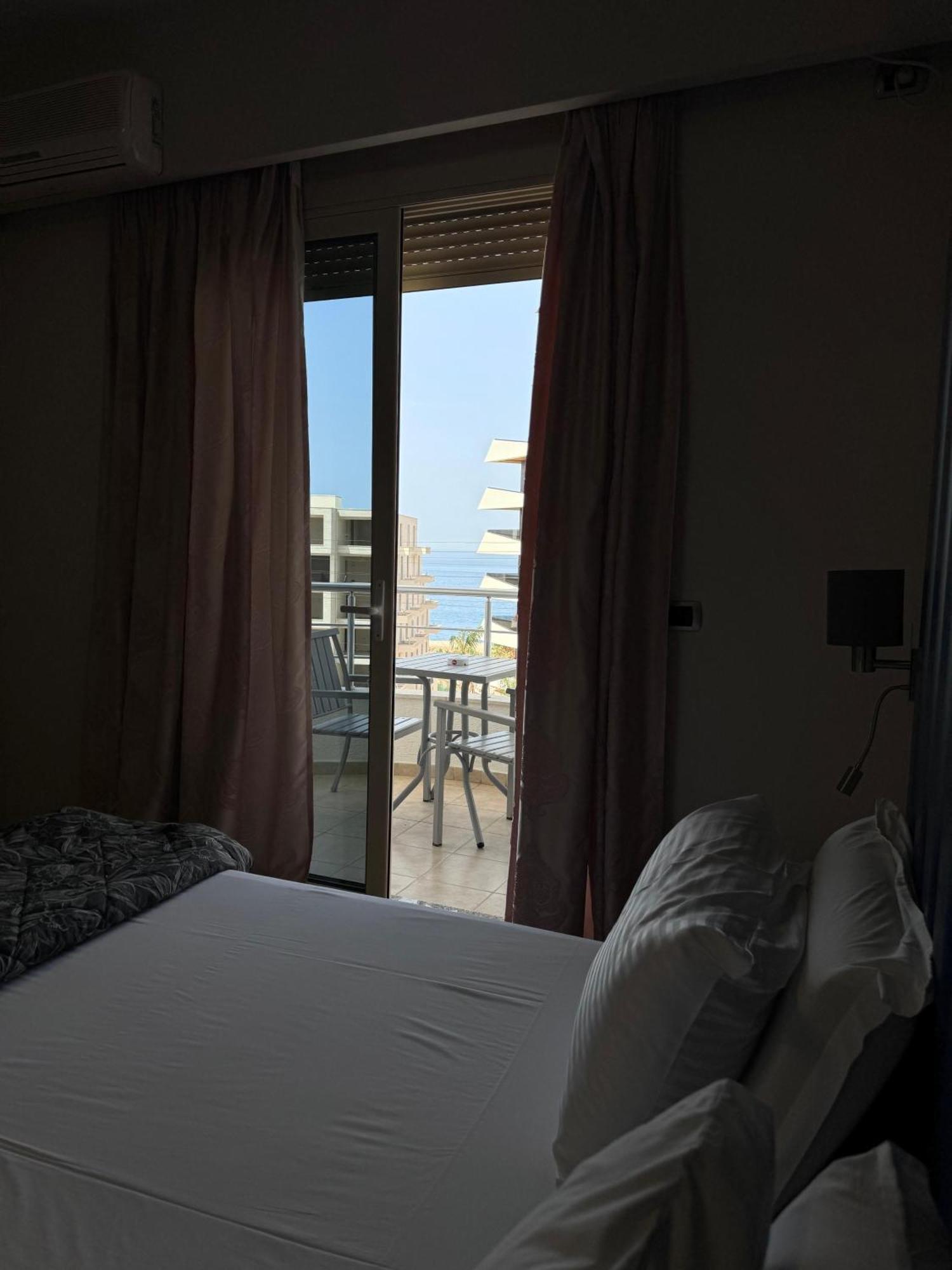 Blue Sky Hotel 4*