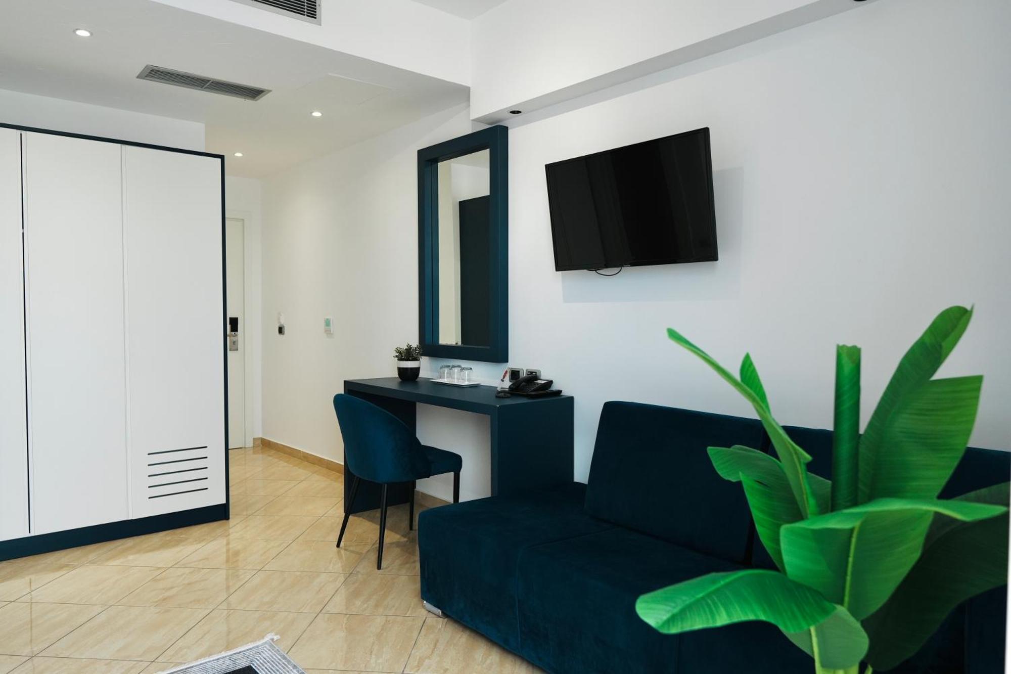 Hotel Blue Sky 4*