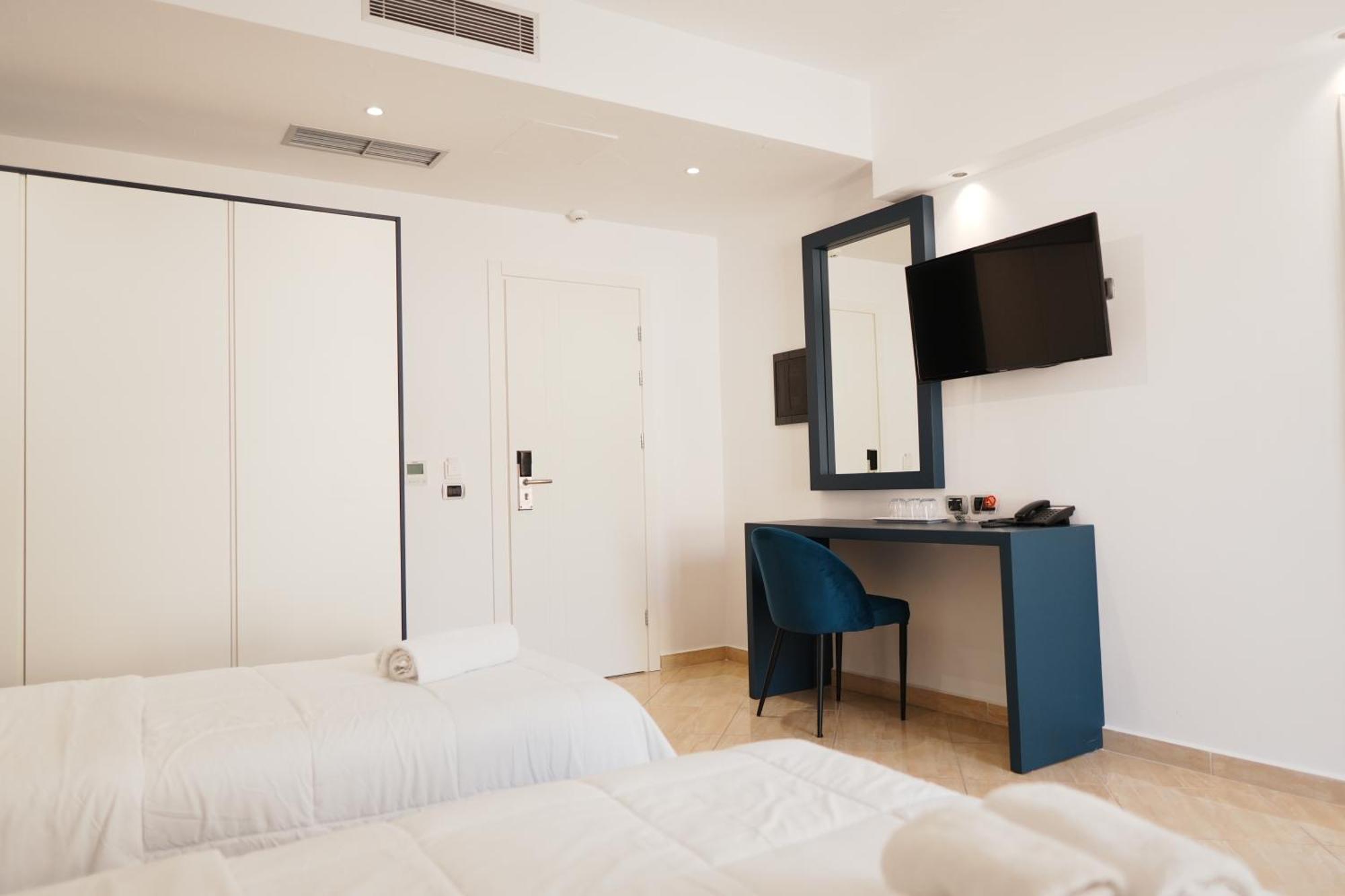 Hotel Blue Sky 4*