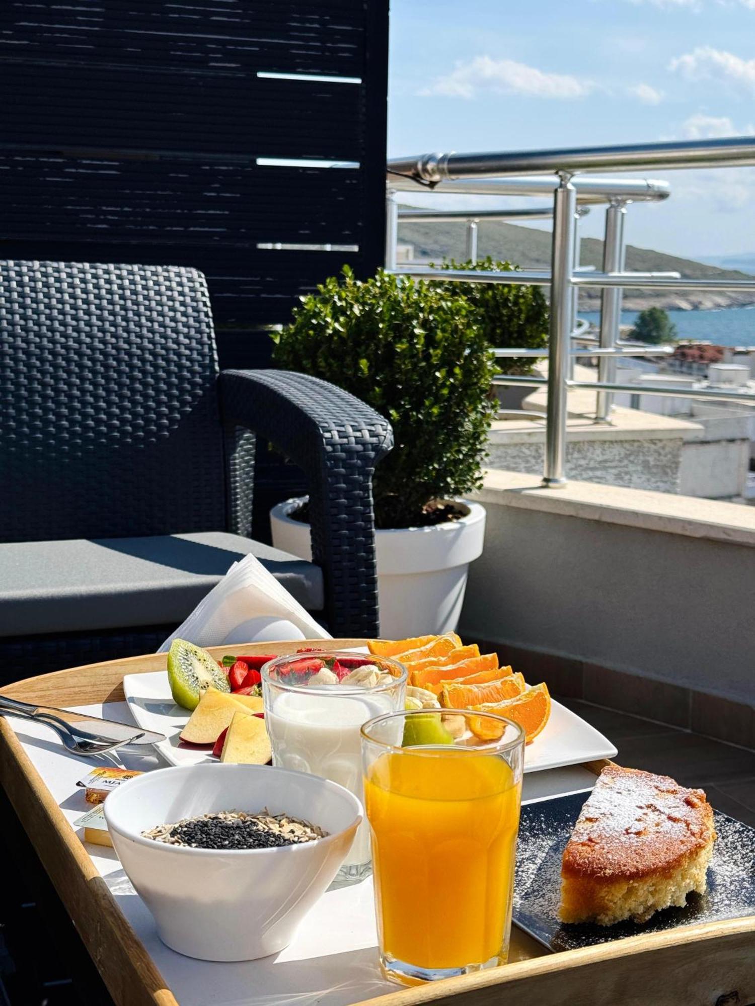 Hotel Blue Sky Hotel Sarande